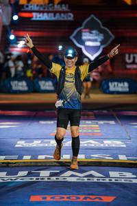 BIB: 2007
                            <button type="button" onclick="openModal(22750924)" class="btn btn-primary btn-sm float-right btn-popup" data-toggle="modal" data-target=".modal-high-quality">
                        <i class="fas fa-shopping-cart"></i> Add to Cart
                    </button>
                                            <button type="button" onclick="isThisMe(22750924, true)" class="btn btn-success btn-sm float-right btn-popup btn-isme hidden" data-toggle="tooltip" data-placement="bottom" title="นี่คือรูปของคุณใช่ไหม คลิกที่นี่เพื่อเอาเข้าอัลบั้ม">
                        <i class="fas fa-plus"></i> Add to album
                    </button>
                    <button type="button" onclick="isThisMe(22750924, false)" class="btn btn-warning btn-sm float-right btn-popup btn-isnotme hidden">
                        <i class="fas fa-ban"></i> Remove from album
                    </button>